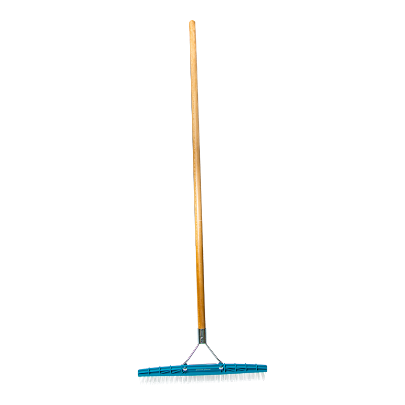 Grandi Groom Carpet Rake With Handle, 18" (AB24)
