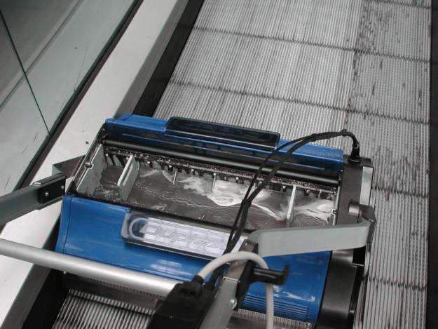 DHB 420-420497 Duplex Cordless Escalator Cleaning System - Janitorial Superstore